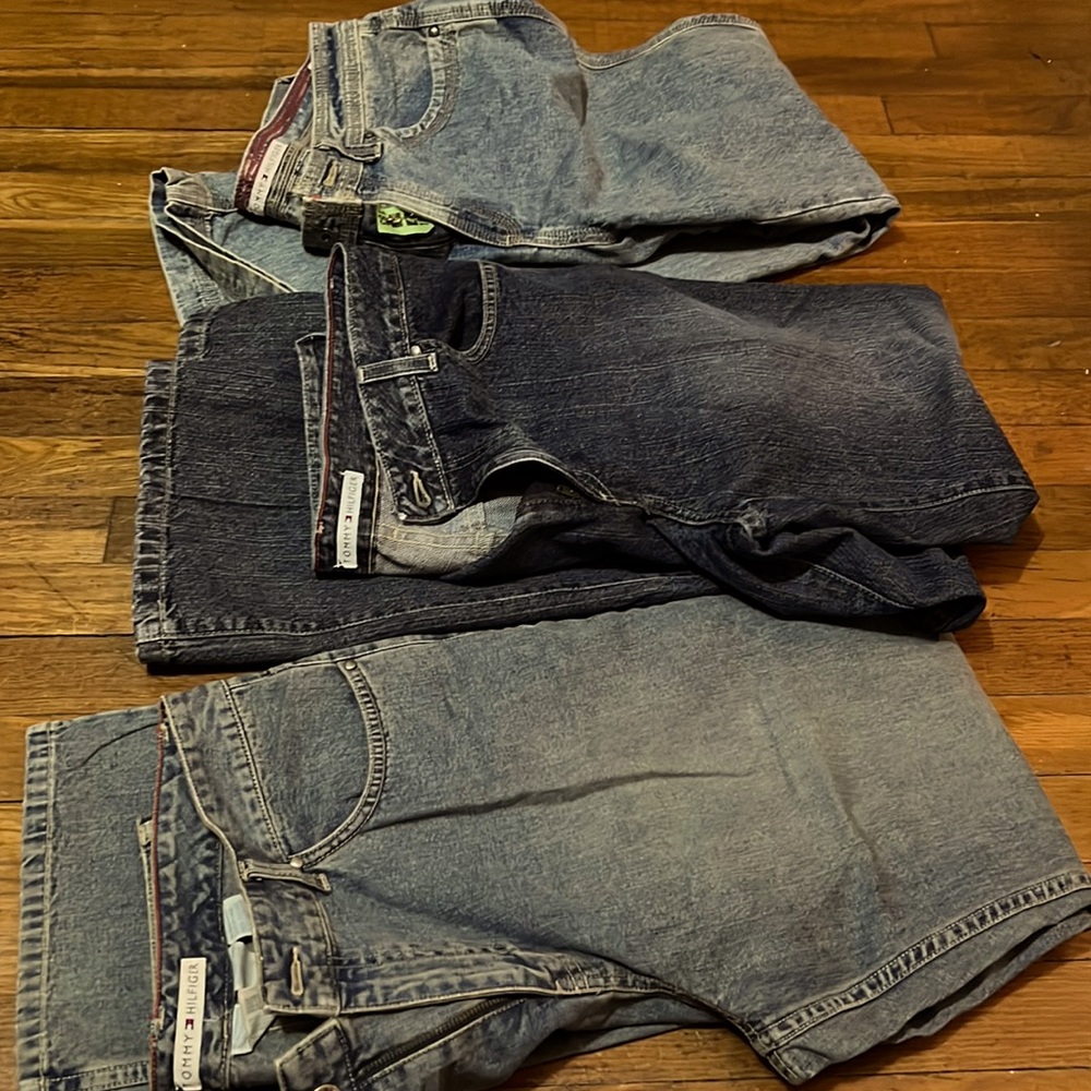 Three pair of Tommy Hilfiger jeans relax fit size 14 lady’s